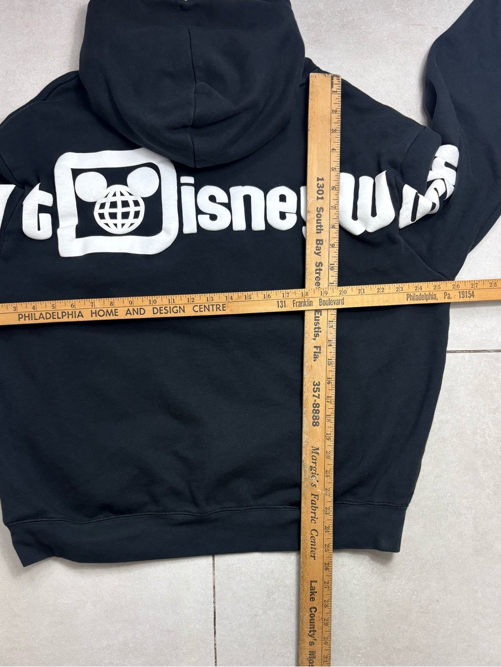 Disney Black and White Branded Garment Tag - Picture 7 of 8